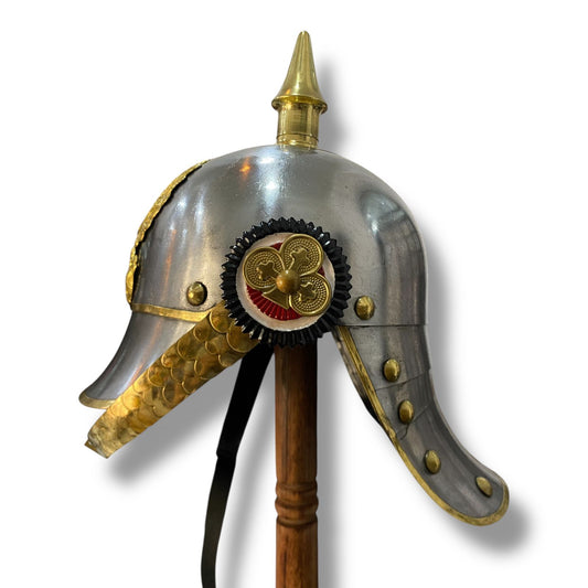 Casco contemporáneo militar